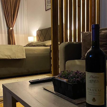 Delta Apartman Podgorica Esterno foto