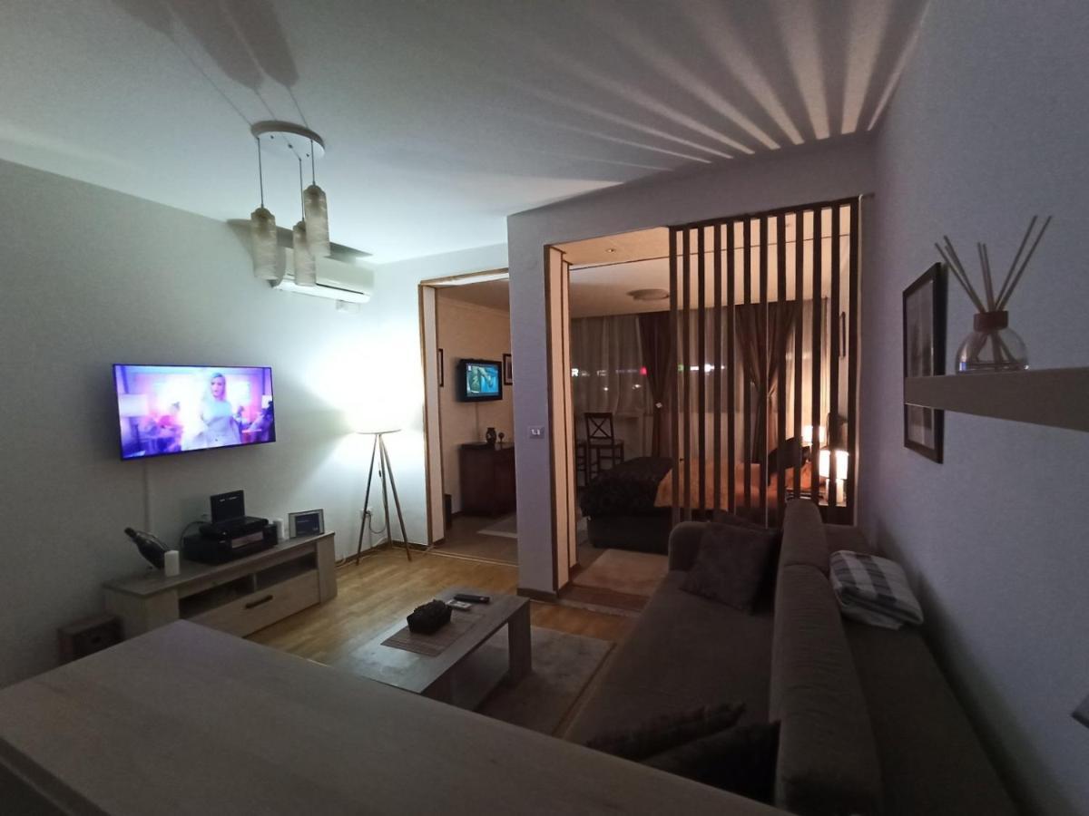 Delta Apartman Podgorica Esterno foto